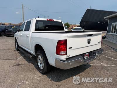 2022 Ram 1500 Classic SLT Crew Cab Short Bed - zdjęcie 3 z 64 - miniatura