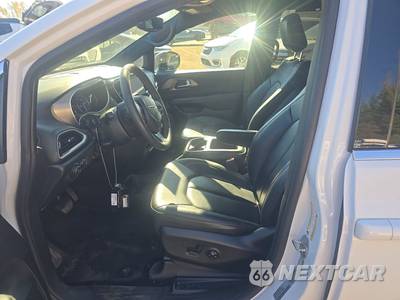 2025 Chrysler Pacifica Select 121.6" WB - zdjęcie 7 z 18 - miniatura