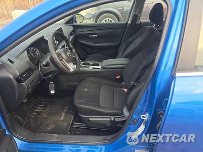 2025 Nissan Sentra SV - zdjęcie 7 z 17 - miniatura