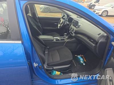 2025 Nissan Sentra SV - zdjęcie 8 z 17 - miniatura