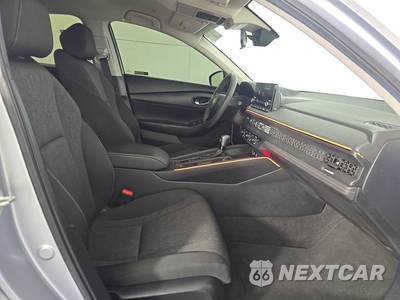 2025 Honda Accord Sedan LX - zdjęcie 8 z 17 - miniatura
