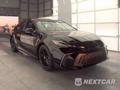 2026 Toyota Camry SE - zdjęcie 4 z 24 - miniatura