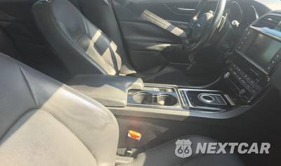 2017 Jaguar XE - zdjęcie 12 z 15 - miniatura
