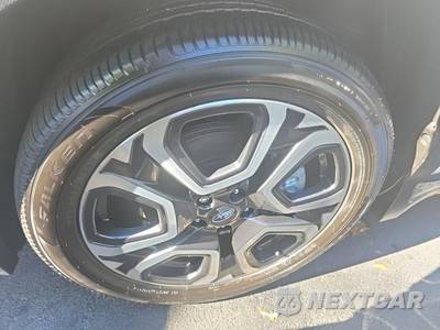 2024 Subaru Ascent Touring 7-Passenger - zdjęcie 8 z 23 - miniatura
