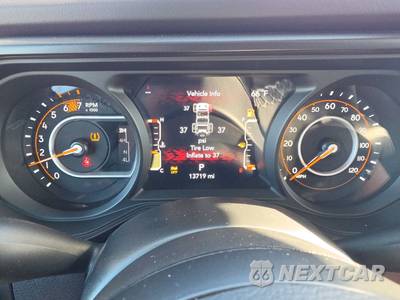 2026 Jeep Wrangler 4 Door Rubicon - zdjęcie 12 z 20 - miniatura