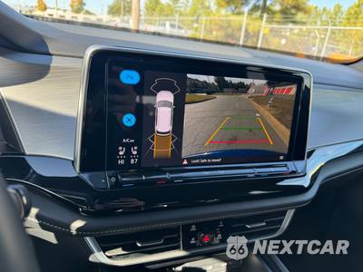 2025 Volkswagen Atlas Cross Sport 2.0T SE w/Technology - zdjęcie 18 z 29 - miniatura