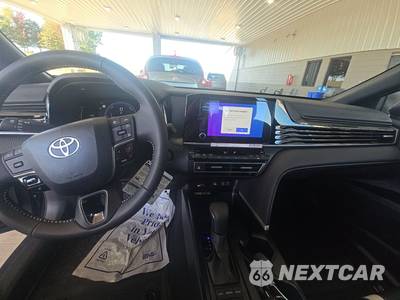 2026 Toyota Camry SE - zdjęcie 17 z 25 - miniatura