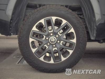 2022 Toyota Tundra Limited Crew Cab Short Bed - zdjęcie 11 z 25 - miniatura