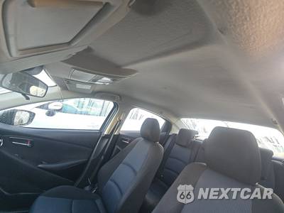2018 Toyota Yaris iA Sedan - zdjęcie 14 z 40 - miniatura