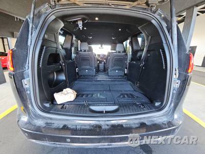 2018 Chrysler Pacifica Touring L Plus 121.6" WB - zdjęcie 17 z 23 - miniatura