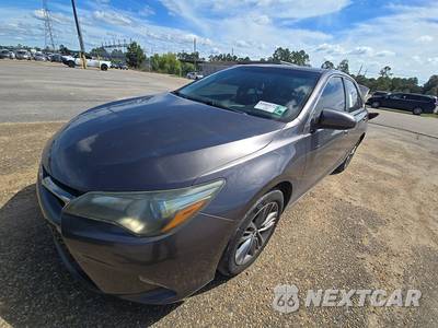 2015 Toyota Camry SE - zdjęcie 1 z 37 - miniatura