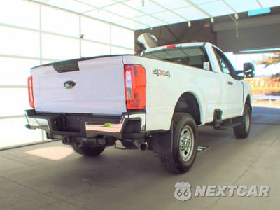 2026 Ford Super Duty F-350 XL Regular Cab Long Bed - zdjęcie 4 z 21 - miniatura
