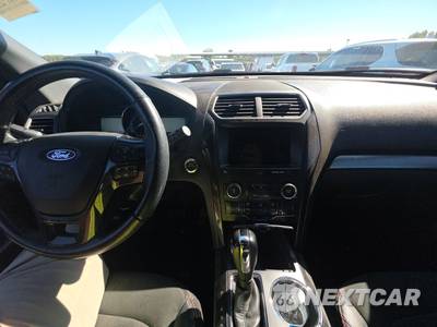 2019 Ford Explorer XLT - zdjęcie 11 z 24 - miniatura