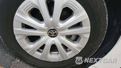 2022 Toyota Prius L Eco - zdjęcie 25 z 30 - miniatura