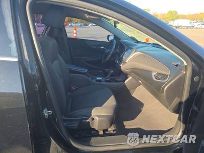 2016 Chevrolet Malibu LS 1LS - zdjęcie 8 z 43 - miniatura