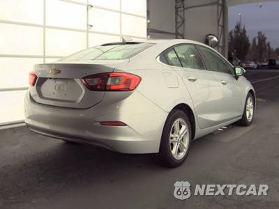 2018 Chevrolet Cruze LT Sedan 1SD - zdjęcie 4 z 44 - miniatura