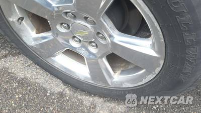 2016 Chevrolet Tahoe LTZ 1LZ - zdjęcie 29 z 32 - miniatura