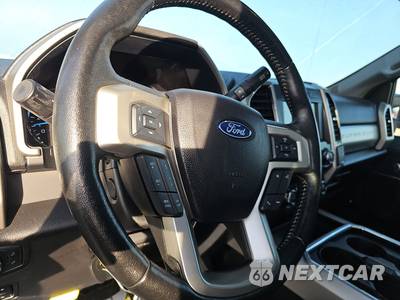 2021 Ford Super Duty F-250 Lariat Crew Cab Medium Bed - zdjęcie 10 z 27 - miniatura