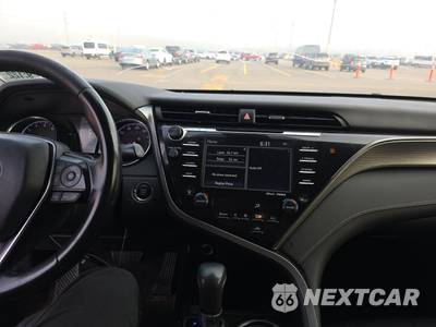 2019 Toyota Camry SE - zdjęcie 11 z 39 - miniatura