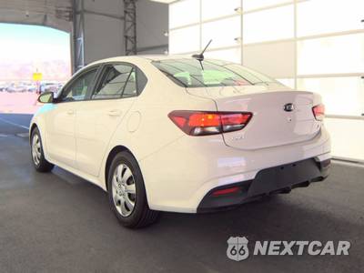 2019 Kia Rio S Sedan - zdjęcie 6 z 34 - miniatura