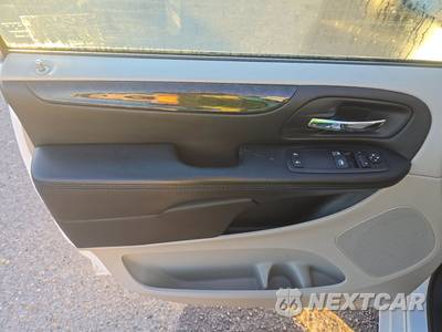 2016 Dodge Grand Caravan SE 121.2" WB - zdjęcie 9 z 27 - miniatura