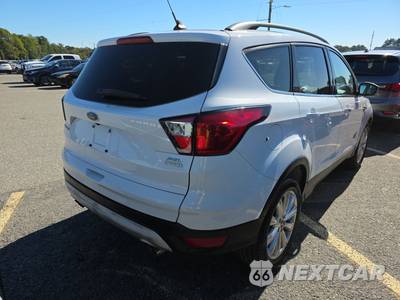 2019 Ford Escape SEL - zdjęcie 4 z 24 - miniatura