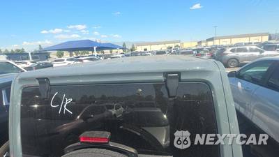 2024 Jeep Wrangler 4xe 4 Door Sahara - zdjęcie 17 z 43 - miniatura
