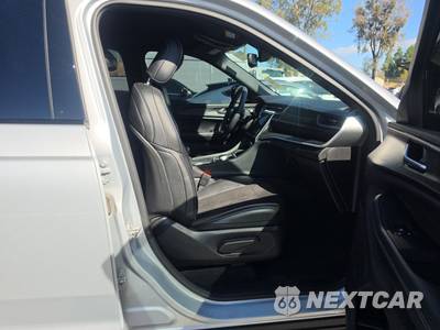 2023 Jeep Grand Cherokee L Altitude - zdjęcie 8 z 37 - miniatura
