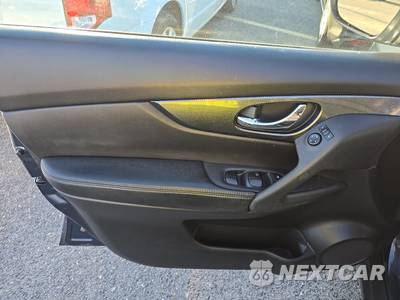 2015 Nissan Rogue SL - zdjęcie 9 z 26 - miniatura