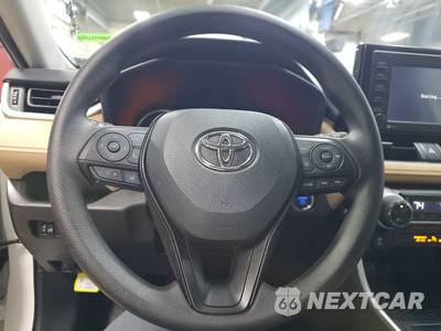 2021 Toyota RAV4 Hybrid XLE - zdjęcie 10 z 33 - miniatura