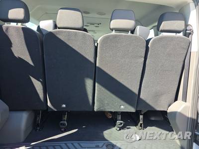 2027 Ford Transit Passenger Van XLT Low Roof 148.0" WB - zdjęcie 18 z 20 - miniatura