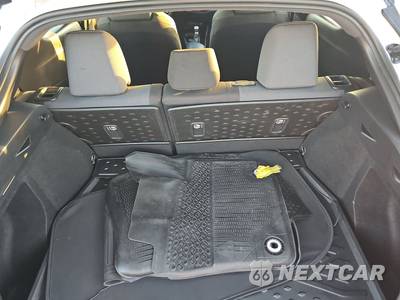 2022 Toyota C-HR Nightshade Edition - zdjęcie 16 z 38 - miniatura