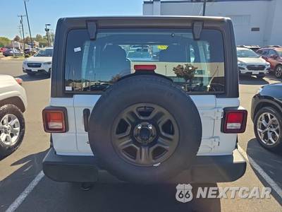 2022 Jeep Wrangler Unlimited Sport - zdjęcie 5 z 25 - miniatura