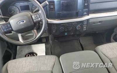 2024 Ford Super Duty F-350 XLT Crew Cab Long Bed - zdjęcie 11 z 38 - miniatura
