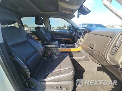 2018 Chevrolet Silverado 1500 High Country Crew Cab Short Bed 3LZ - zdjęcie 8 z 24 - miniatura
