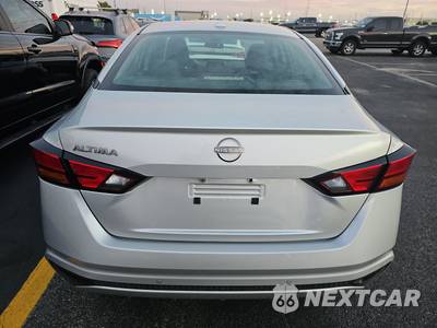 2025 Nissan Altima SV - zdjęcie 5 z 22 - miniatura