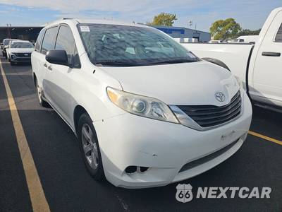 2012 Toyota Sienna 7-Passenger 119.3" WB - zdjęcie 3 z 30 - miniatura