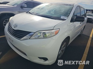 2012 Toyota Sienna 7-Passenger 119.3" WB