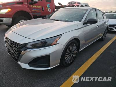 2024 Nissan Altima SV - zdjęcie 1 z 19 - miniatura