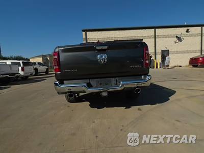 2019 Ram 1500 Limited Crew Cab Medium Bed - zdjęcie 5 z 11 - miniatura