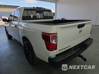 2017 Nissan TITAN S Crew Cab Short Bed - zdjęcie 6 z 18 - miniatura