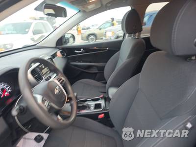2020 Kia Sorento L - zdjęcie 7 z 31 - miniatura