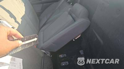 2020 Ram 1500 Big Horn Crew Cab Short Bed - zdjęcie 18 z 23 - miniatura