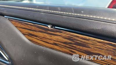 2023 Chevrolet Suburban Premier 1LZ - zdjęcie 33 z 41 - miniatura