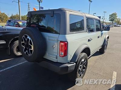 2022 Ford Bronco Base - zdjęcie 4 z 26 - miniatura