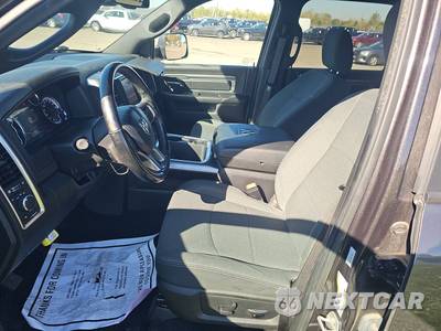 2022 Ram 1500 Classic Warlock Crew Cab Short Bed - zdjęcie 7 z 29 - miniatura