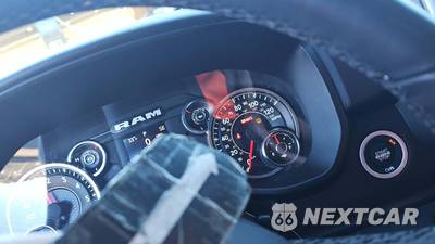 2025 Ram 1500 Big Horn Crew Cab Short Bed - zdjęcie 43 z 44 - miniatura