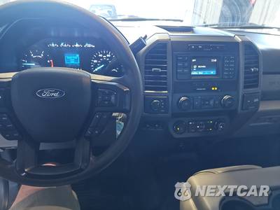 2019 Ford Super Duty F-450 Cab Chassis XL Crew Cab DRW - zdjęcie 11 z 18 - miniatura