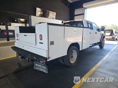 2019 Ford Super Duty F-450 Cab Chassis XL Crew Cab DRW - zdjęcie 4 z 18 - miniatura