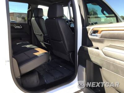 2024 Chevrolet Silverado 1500 High Country Crew Cab Short Bed 3LZ - zdjęcie 8 z 11 - miniatura